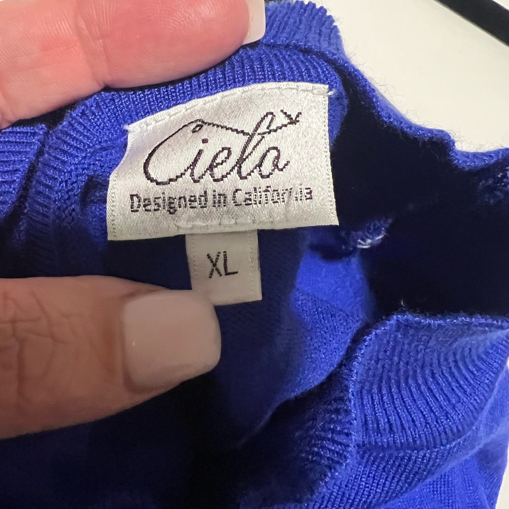 Cielo, XL, Blue Lightweight Sweater - Picture 2 of 2